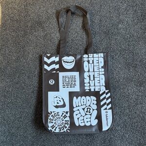 Lululemon Graphic Tote
